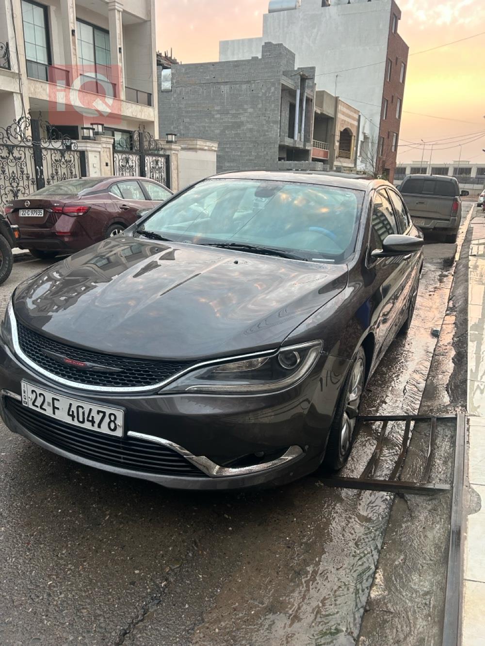 Chrysler 200
